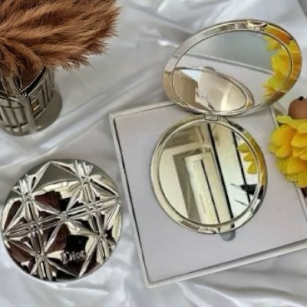 Dior Silver Compact Mirroe